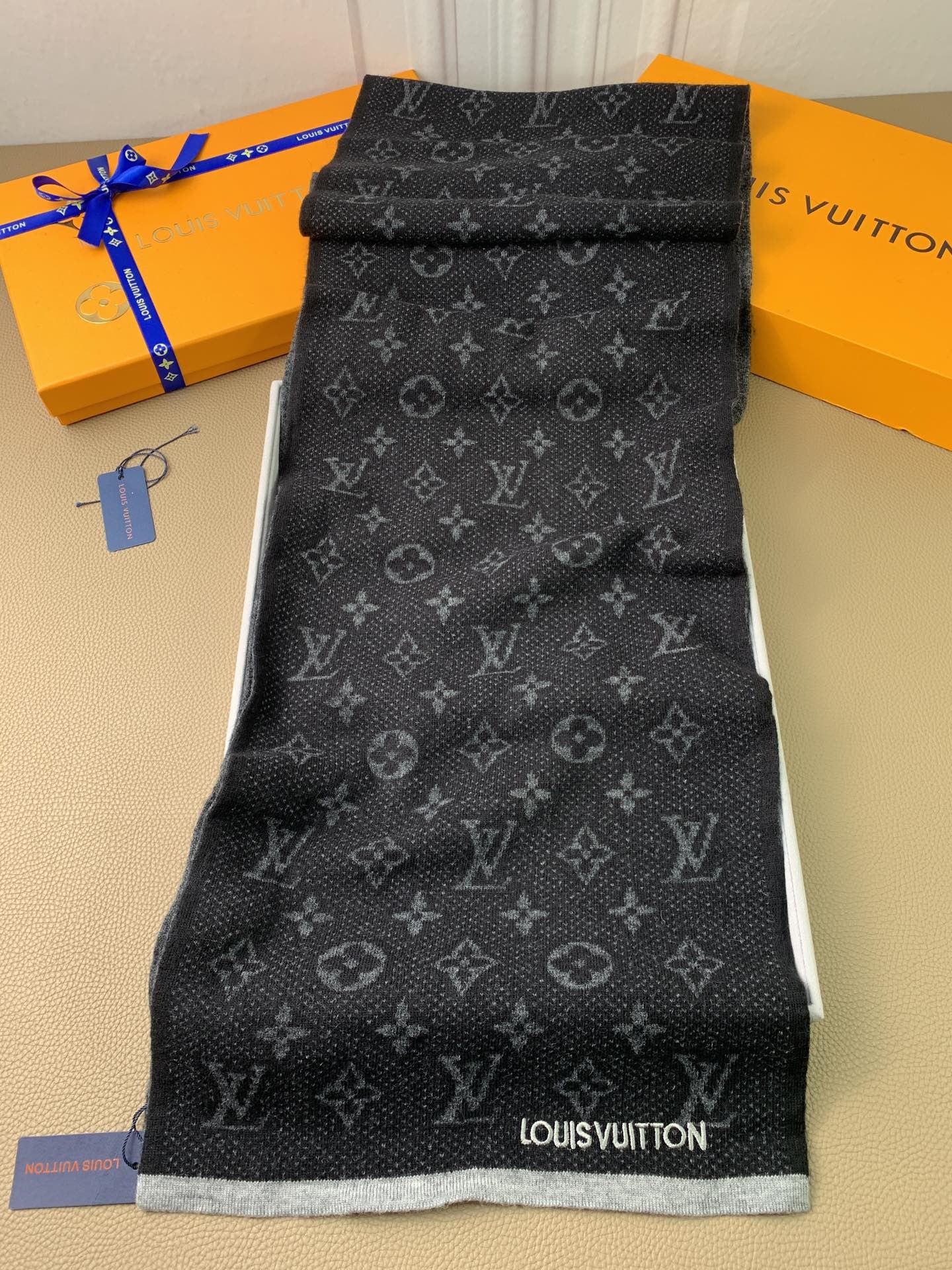 Louis Vuitton Scarf